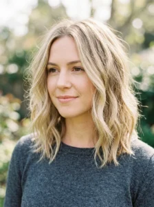 Textured lob with beachy waves for fine hair