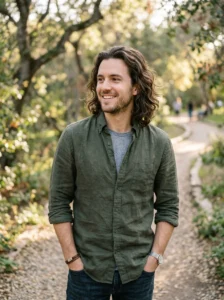 Medium-length wavy men's haircut with effortless natural movement